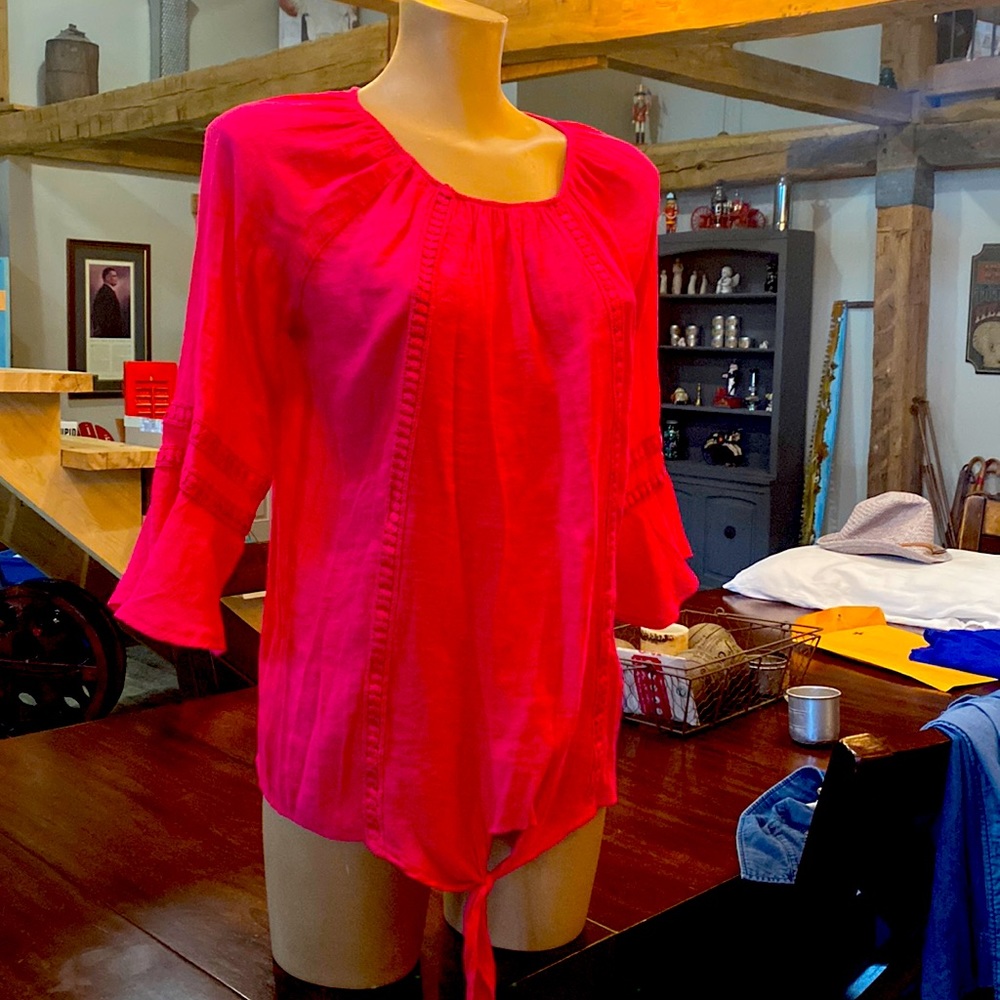 Spring bright pink medium hippie style top